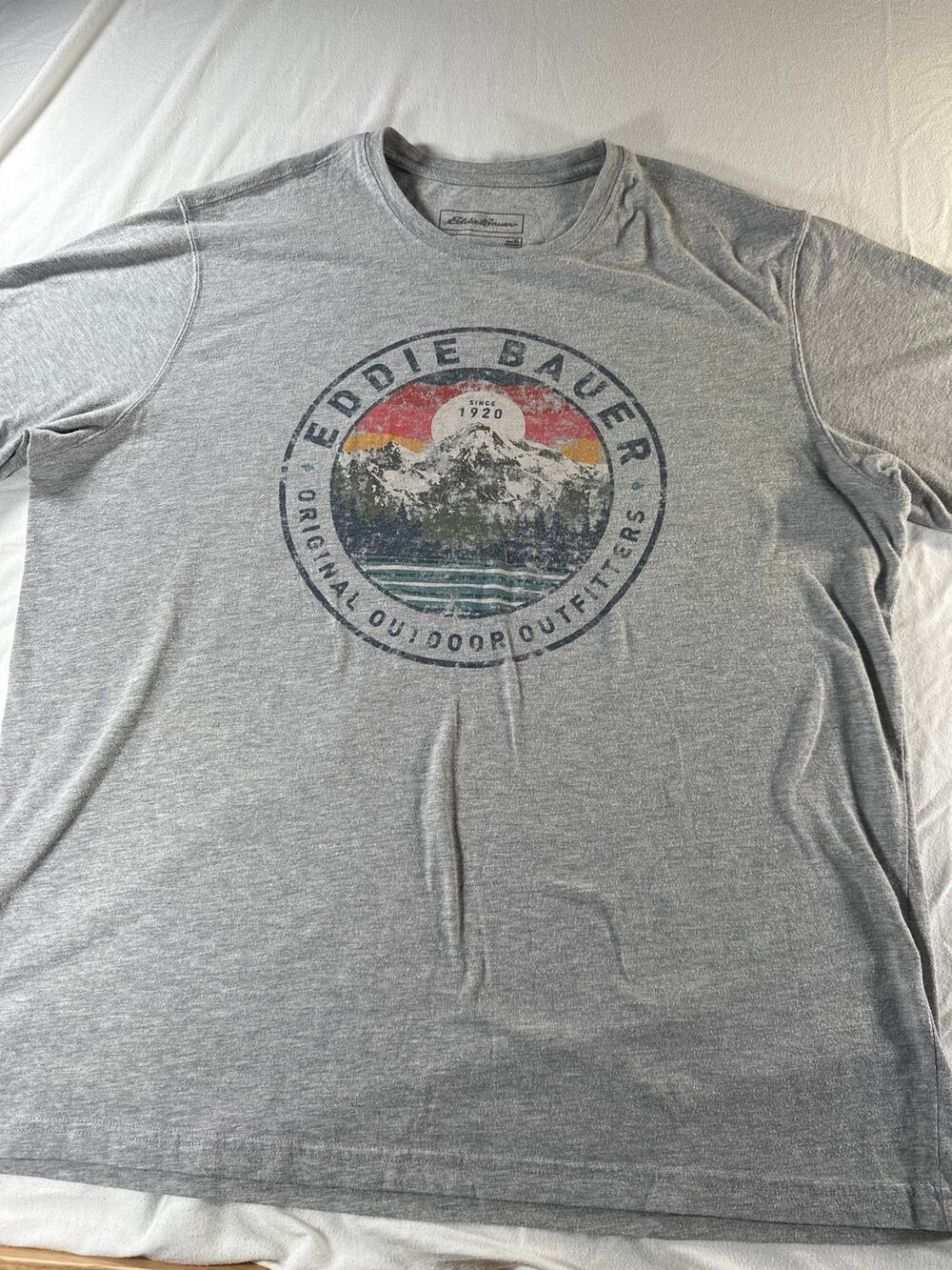 Eddie Bauer Men’s Gray Graphic T-Shirt Mountain Outdoor Logo